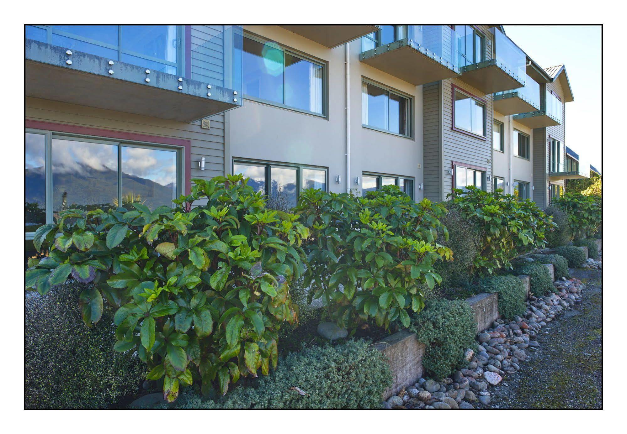 Hotel Lake Brunner Greymouth Exterior foto