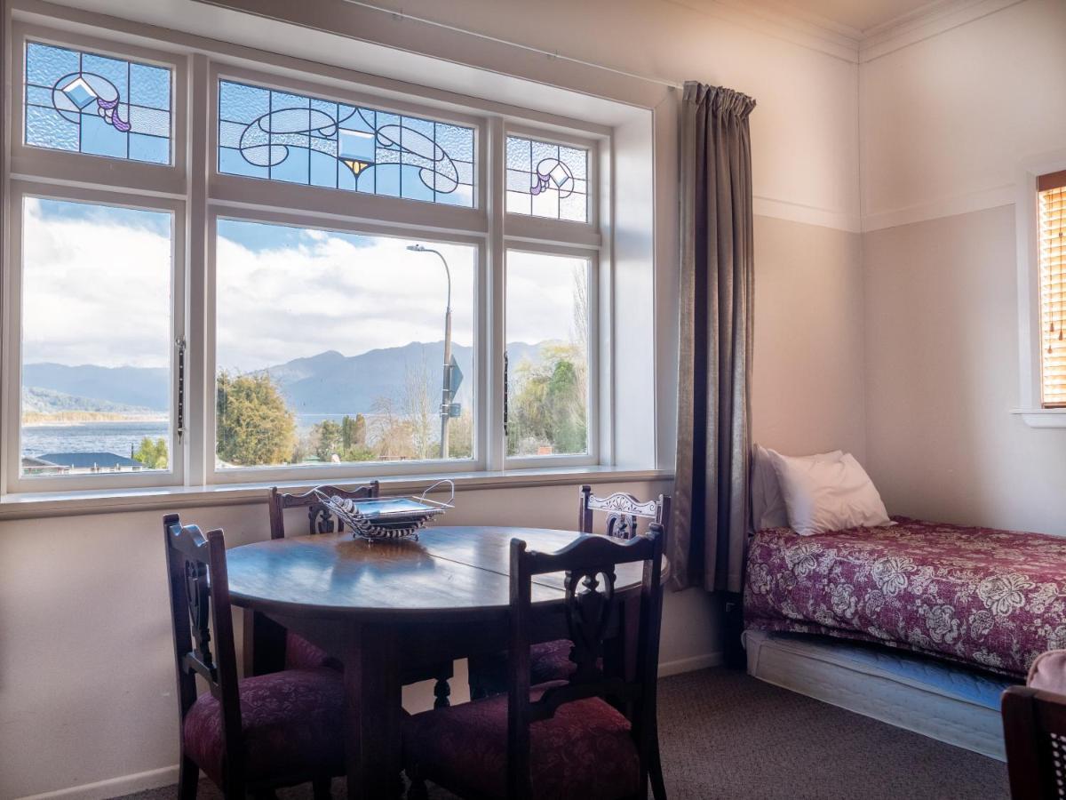 Hotel Lake Brunner Greymouth Exterior foto